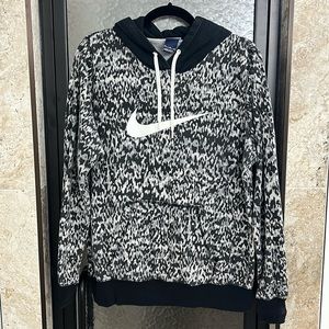 Women’s XL Nike Hoodie